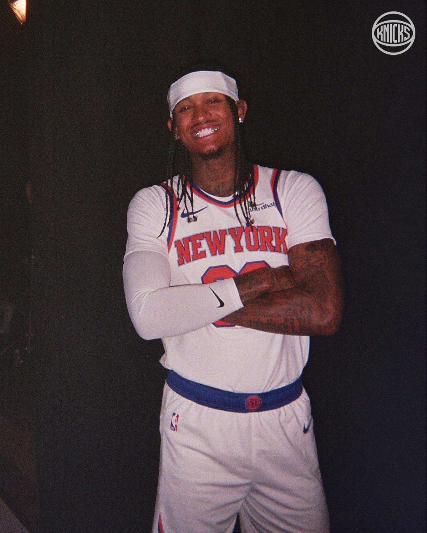 尼克斯官方, 瞬间 尼克斯官方, 瞬间